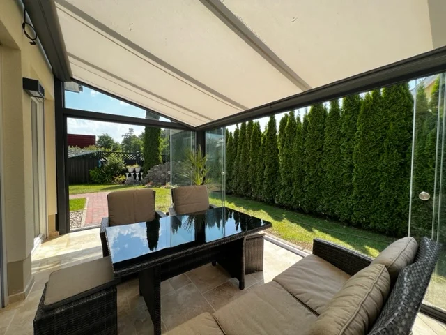 Überdachte Terrasse